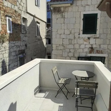The Center Of Split, Renovated Stone House Apartman *